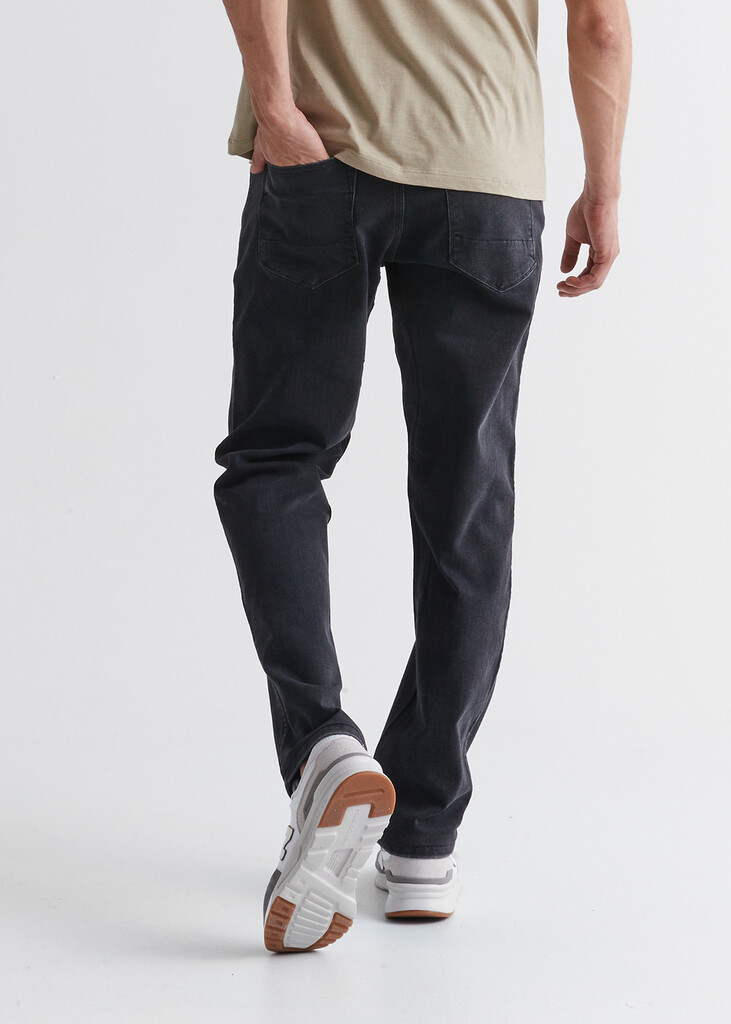 DU/ER - Performance Denim Athletic Straight - Aged Black - aged black