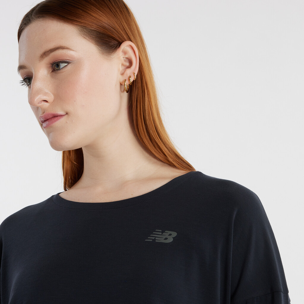 New Balance - W Drapey Jersey Long Sleeve T-Shirt - black