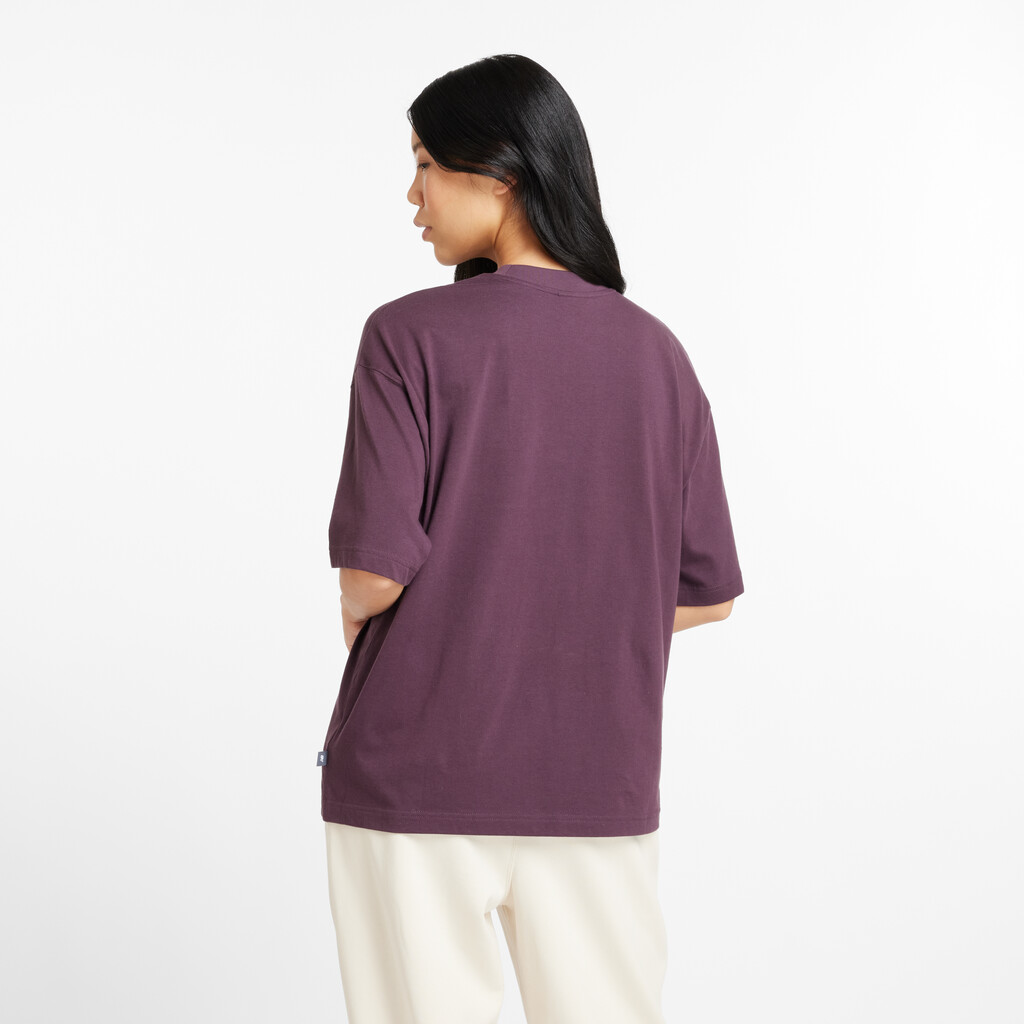 New Balance - W New Balance Oversized Flower T-Shirt - plum brown