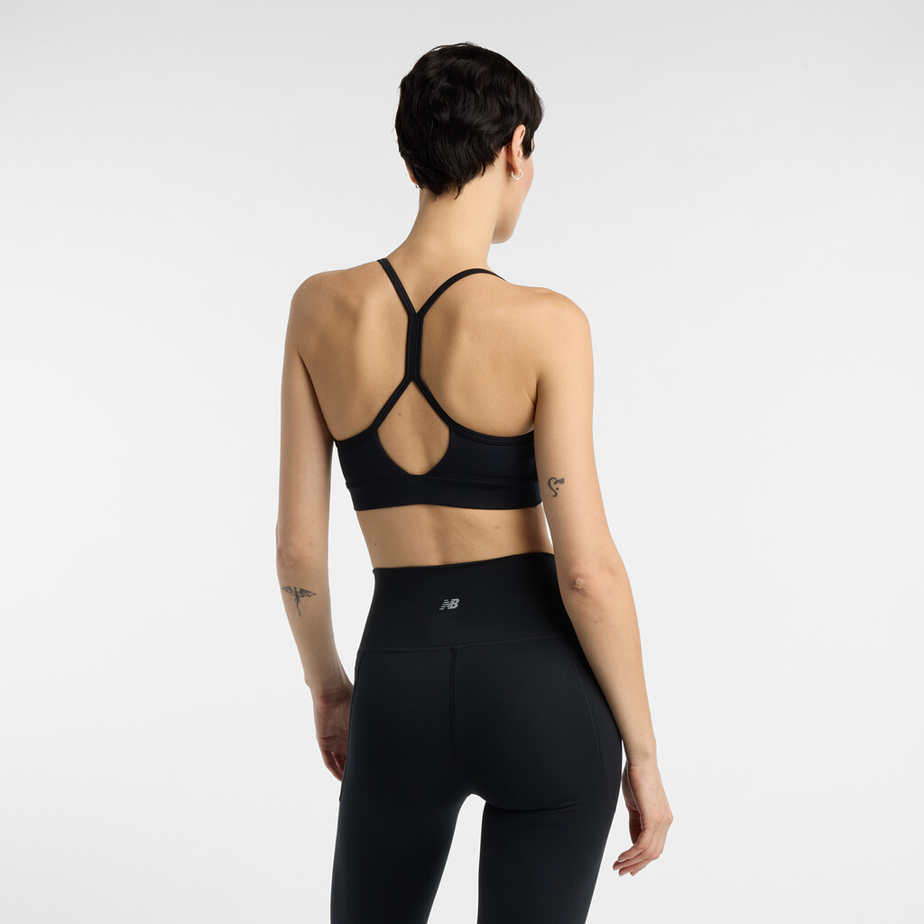 New Balance - W NB Essential Yoga Bra - black