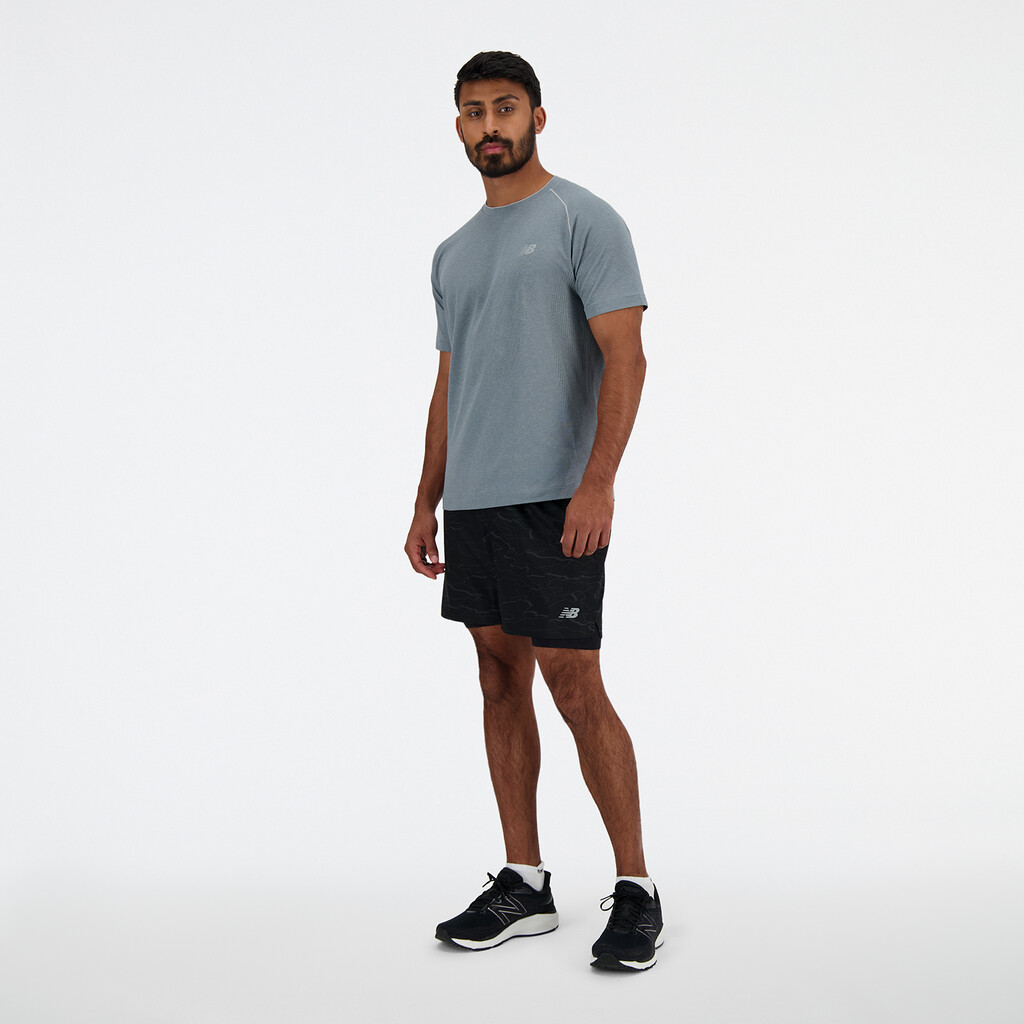 New Balance - NB Athletics Seamless T-Shirt - athletic grey