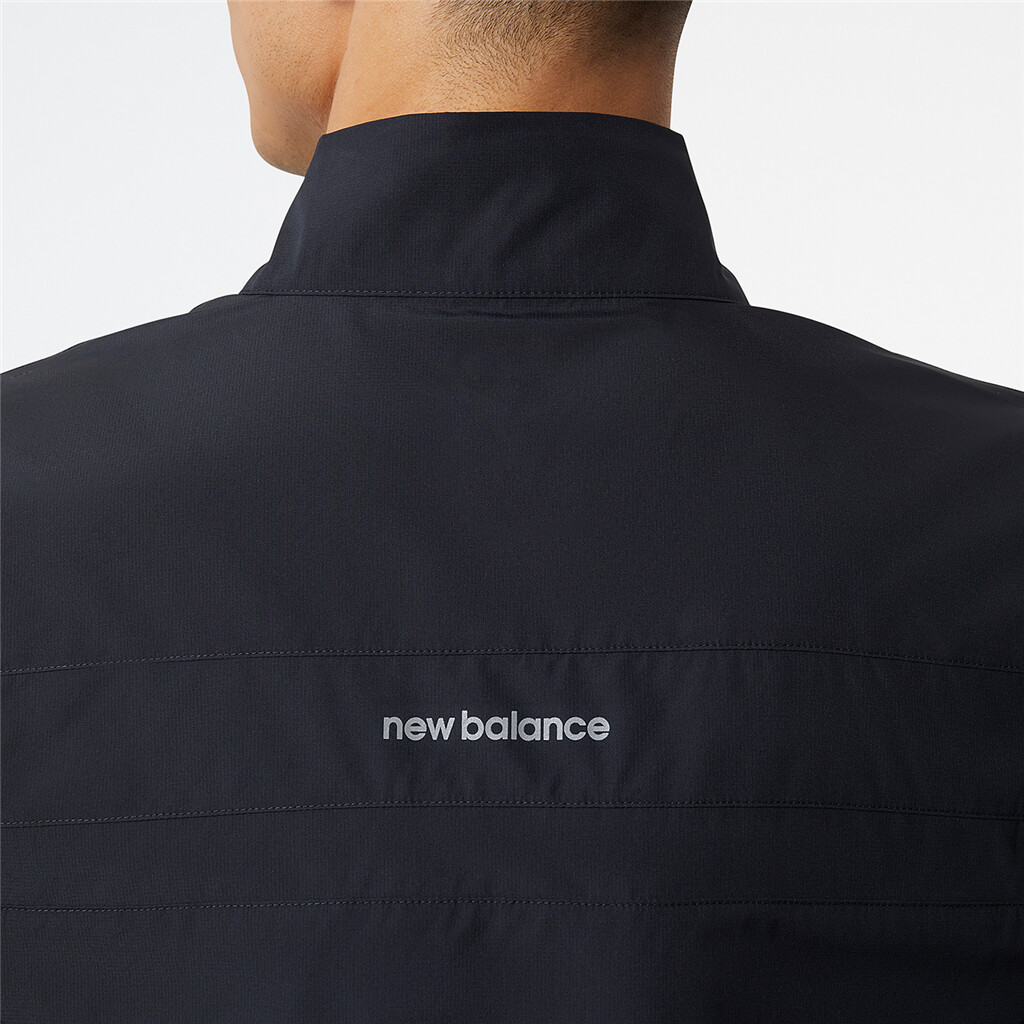 New Balance - Accelerate Jacket - black