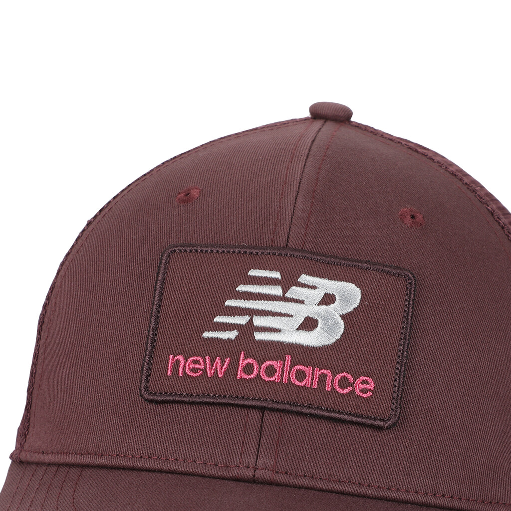 New Balance - Stacked Patch Logo Trucker - faded plum