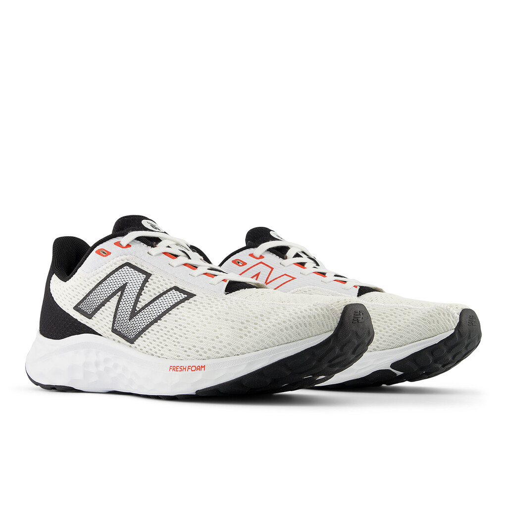 New Balance - MARISYR4 Fresh Foam Arishi v4 - white