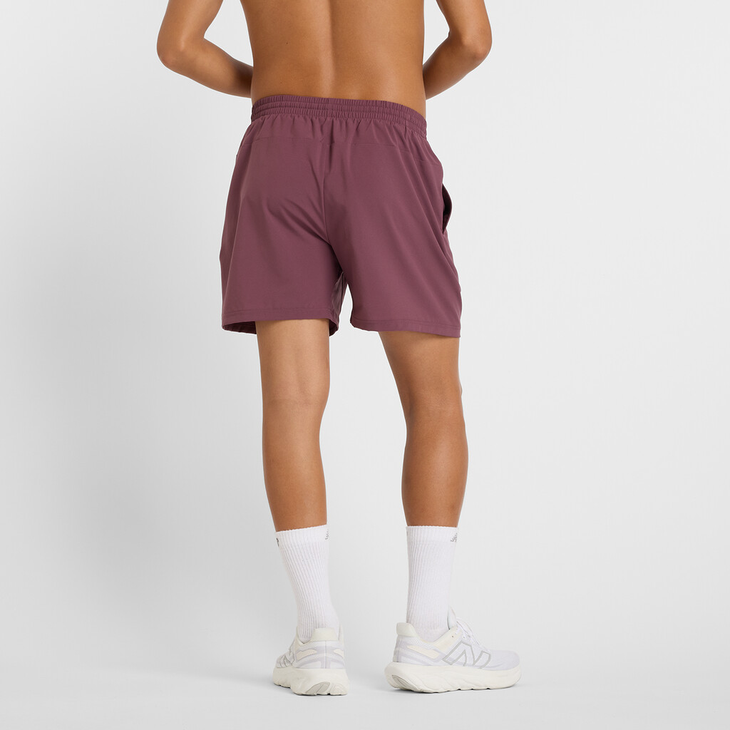 New Balance - Sports Essentials Short 5 Inch Brief - faded plum