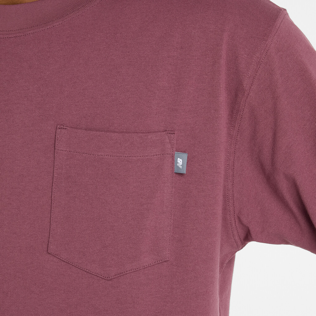 New Balance - Athletics Cotton Pocket T-Shirt - faded plum